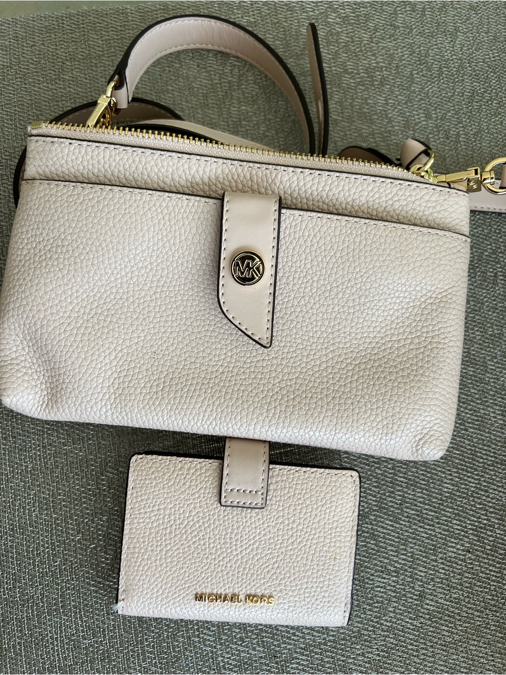 Michael Kors Cream Pebbled Leather Crossbody with Gold Hardware and Card Case